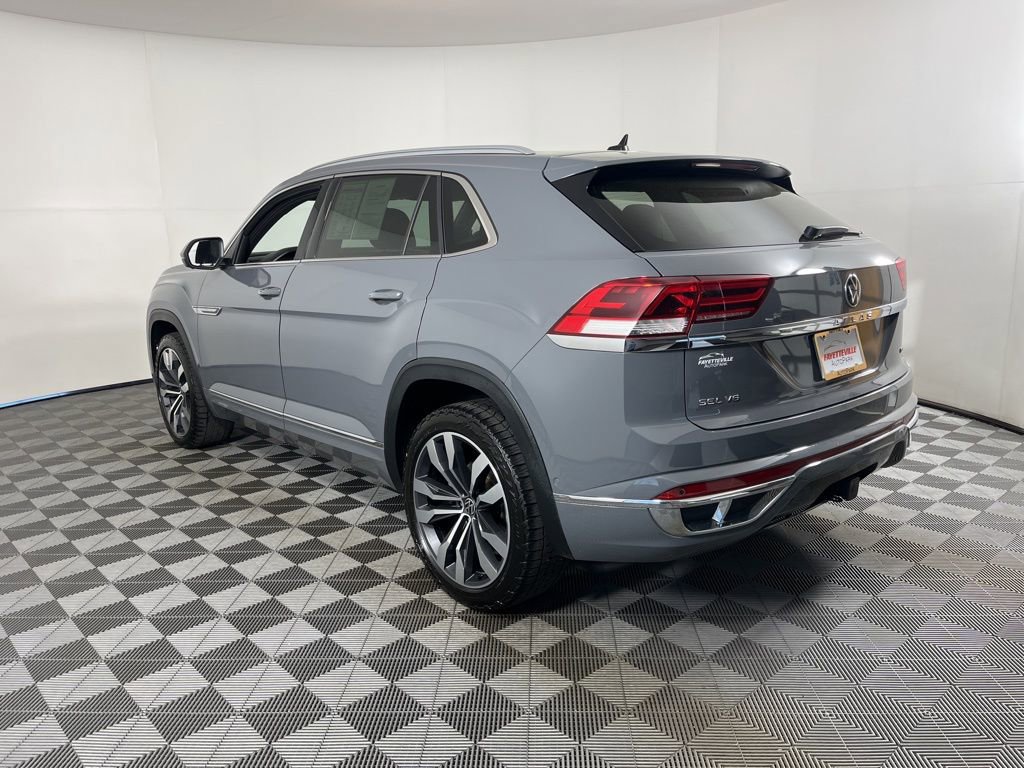 Used 2022 Volkswagen Atlas Cross Sport SEL Premium R-Line image 16