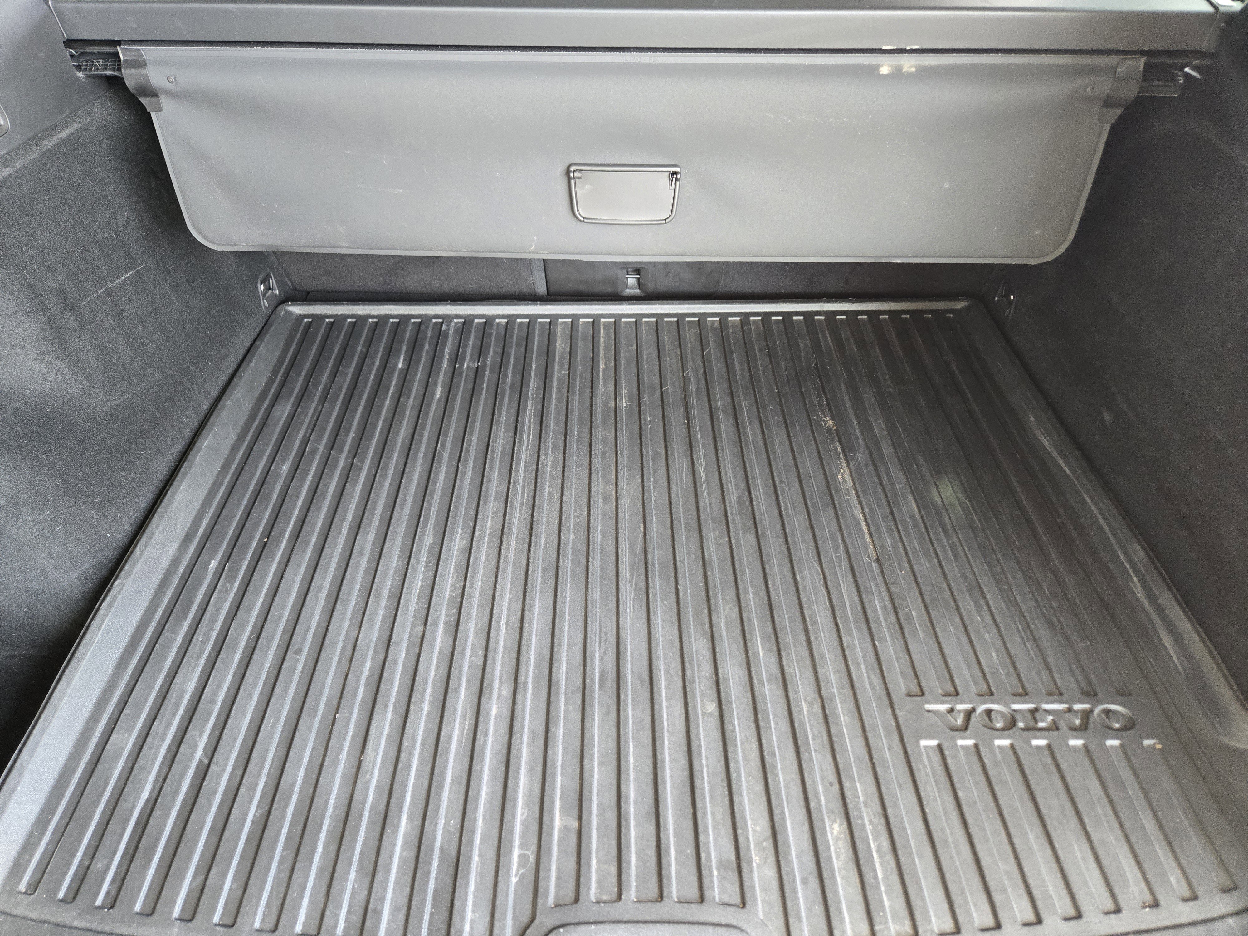 Used 2023 Volvo XC60 B5 Plus w/ Protection Package Premier AWD/4WD image 43