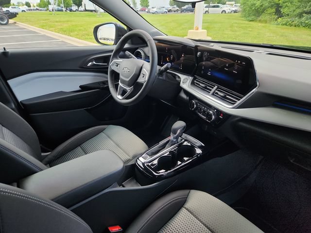 New 2026 Chevrolet Trax LT w/ Driver Confidence Package FWD image 19