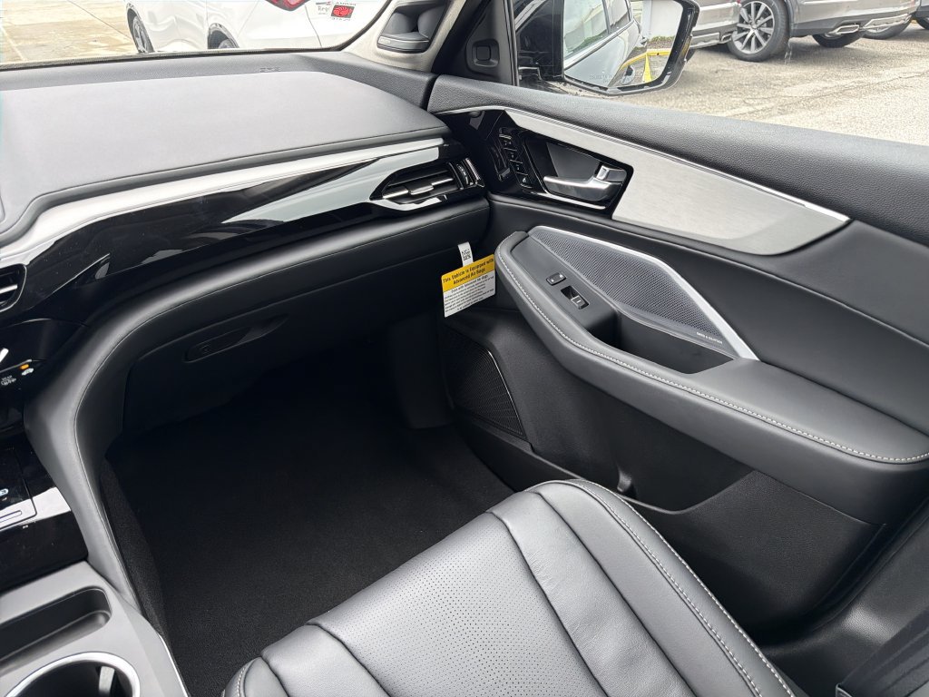 New 2026 Acura MDX w/ Technology Package FWD image 18