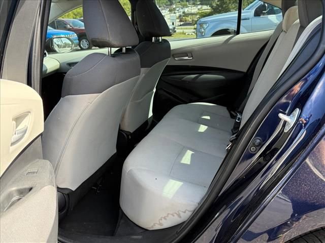 Used 2021 Toyota Corolla LE FWD image 13