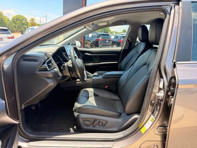 Used 2022 Toyota Camry SE FWD image 20