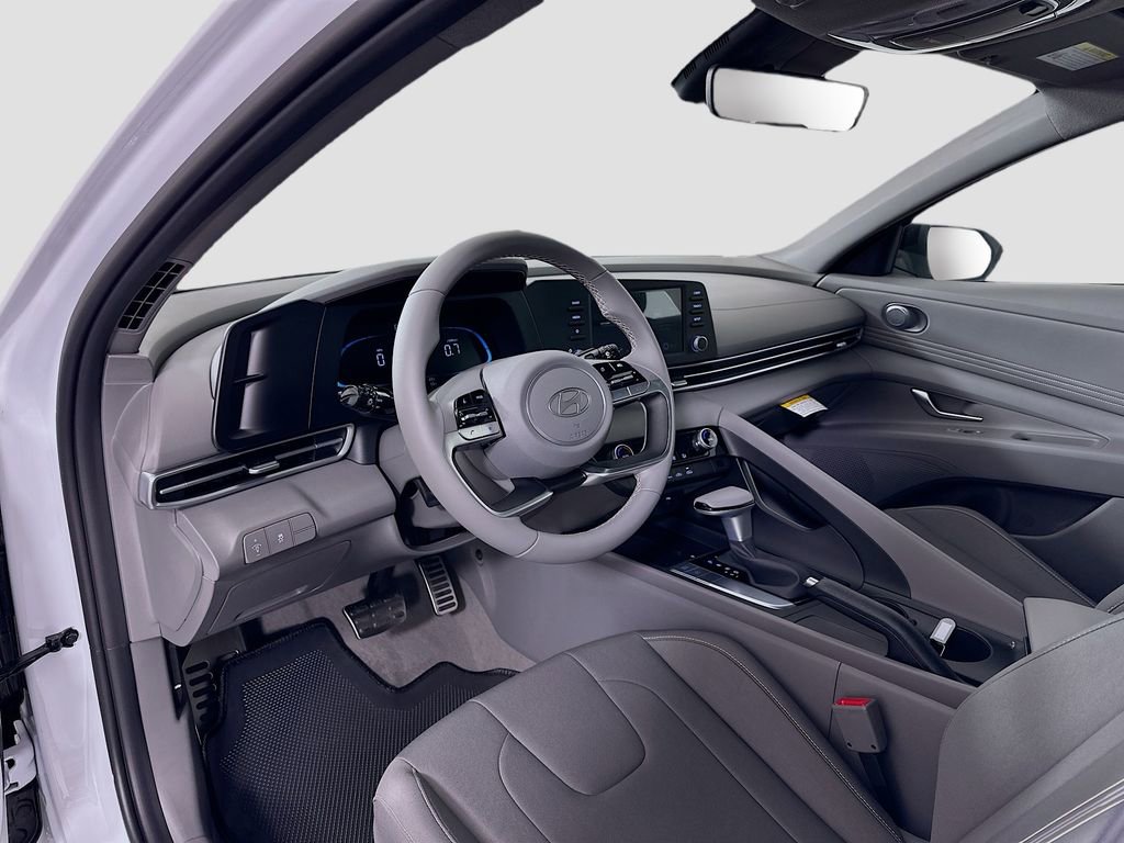 New 2026 Hyundai Elantra Sport image 9