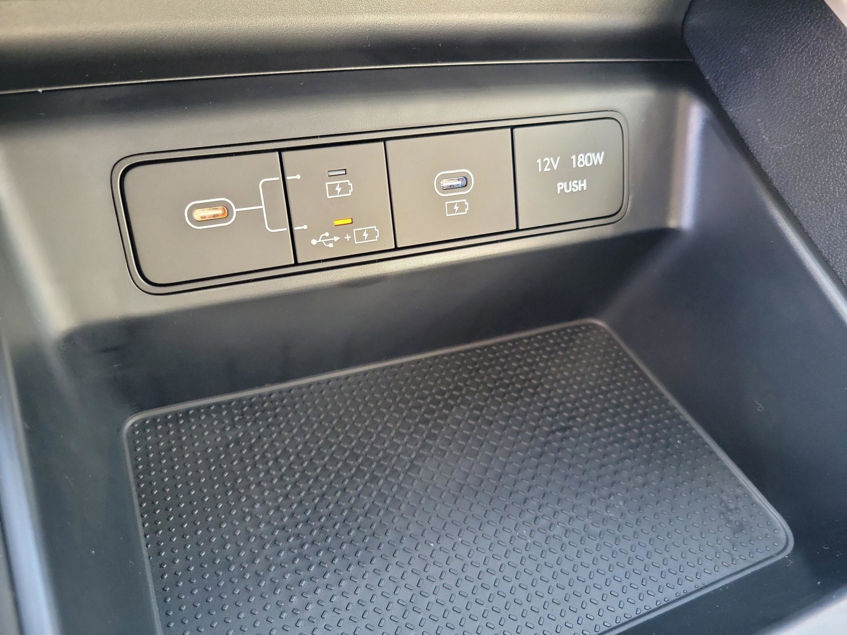 New 2026 Hyundai Tucson SE image 19