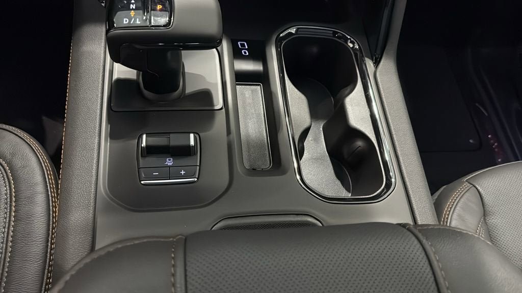 New 2026 GMC Sierra 1500 AT4 w/ AT4 Preferred Package AWD/4WD image 28