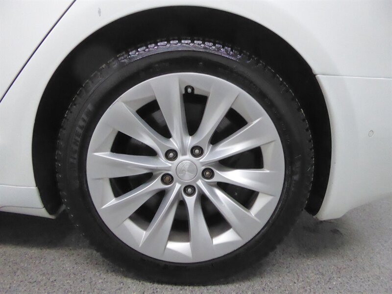 Used 2018 Tesla Model S 100D AWD/4WD image 33