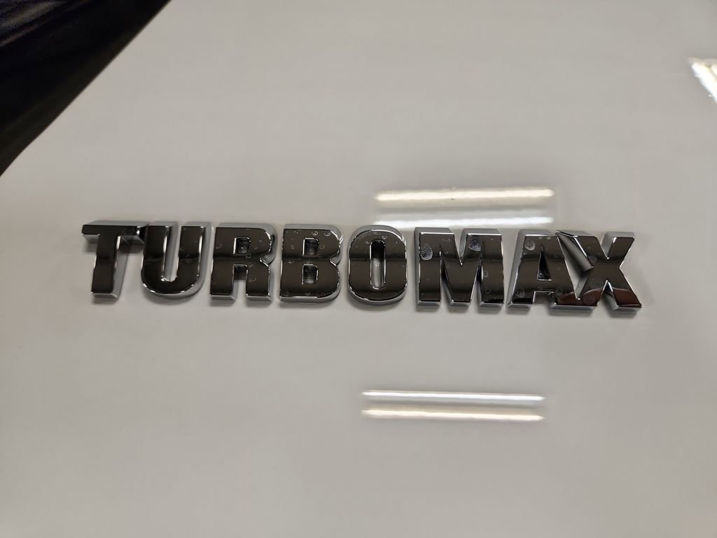 Certified 2025 Chevrolet Silverado 1500 LT AWD/4WD image 33