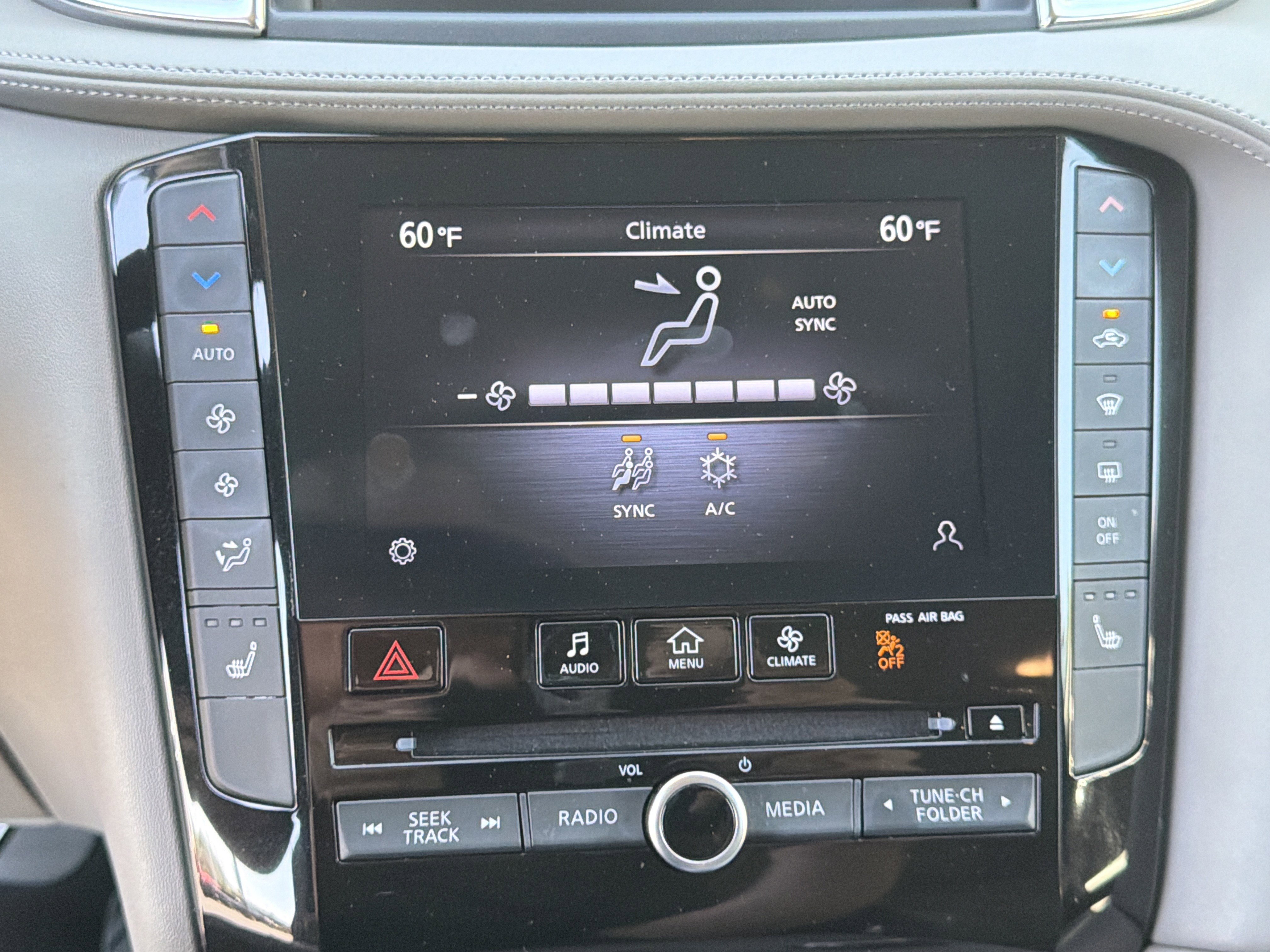 Used 2023 INFINITI QX50 Luxe FWD image 39