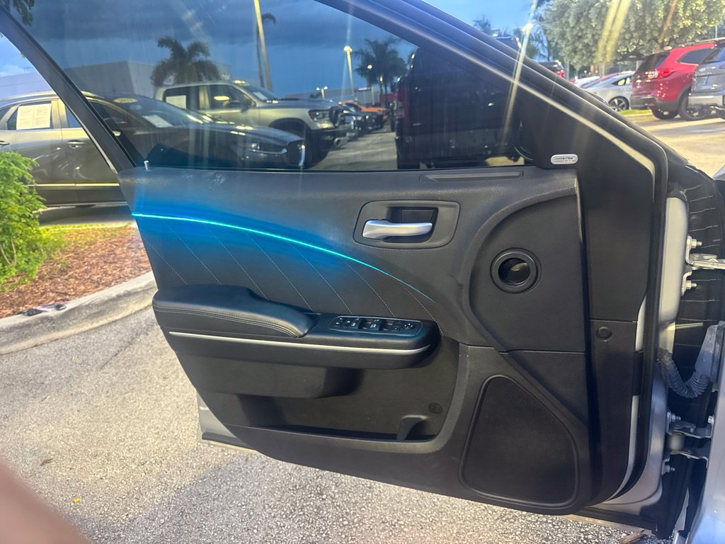 Used 2023 Dodge Charger R/T RWD image 6