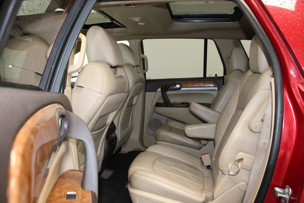 Used 2012 Buick Enclave Leather FWD image 4