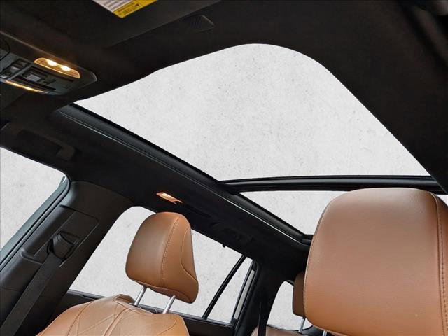 Used 2021 Toyota Highlander Platinum image 13