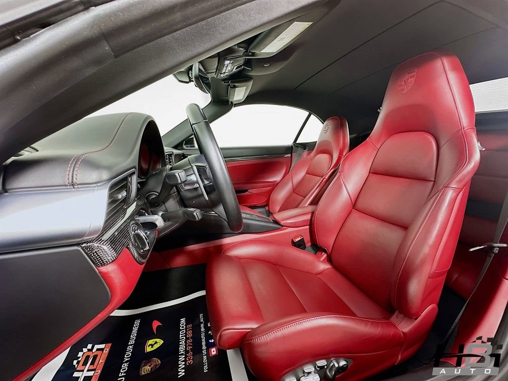 Used 2019 Porsche 911 Turbo image 16