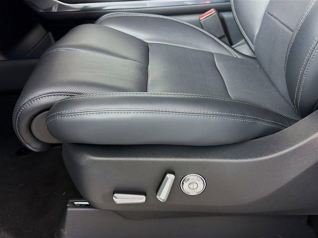 New 2025 Lincoln Navigator L Reserve AWD/4WD image 20