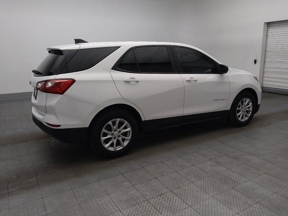 Used 2021 Chevrolet Equinox LS FWD image 10