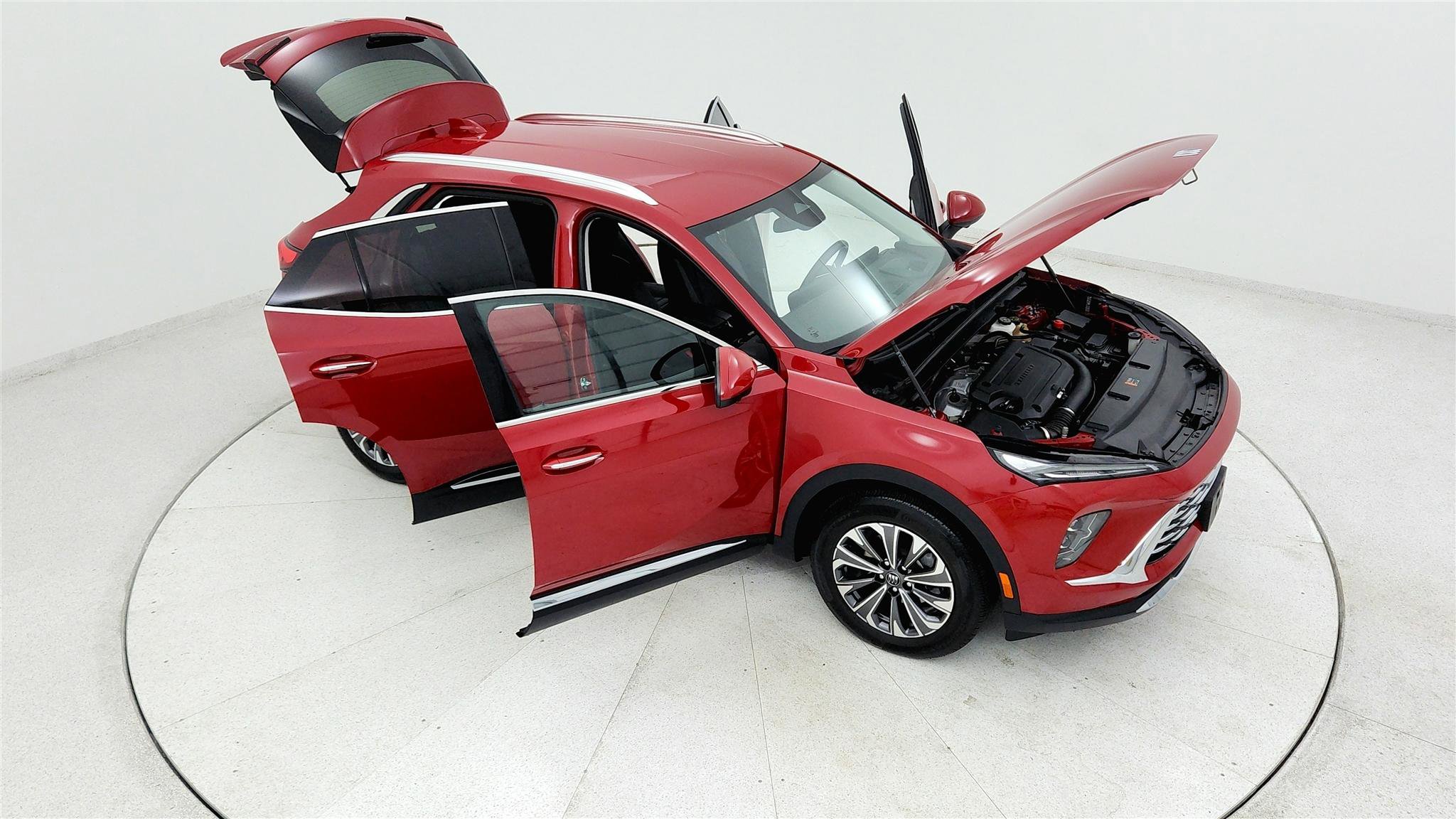 Used 2025 Buick Envision Preferred AWD/4WD image 24