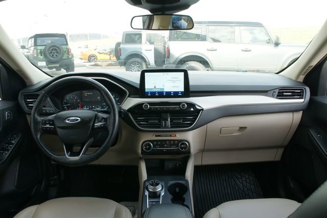 Used 2020 Ford Escape SEL image 36