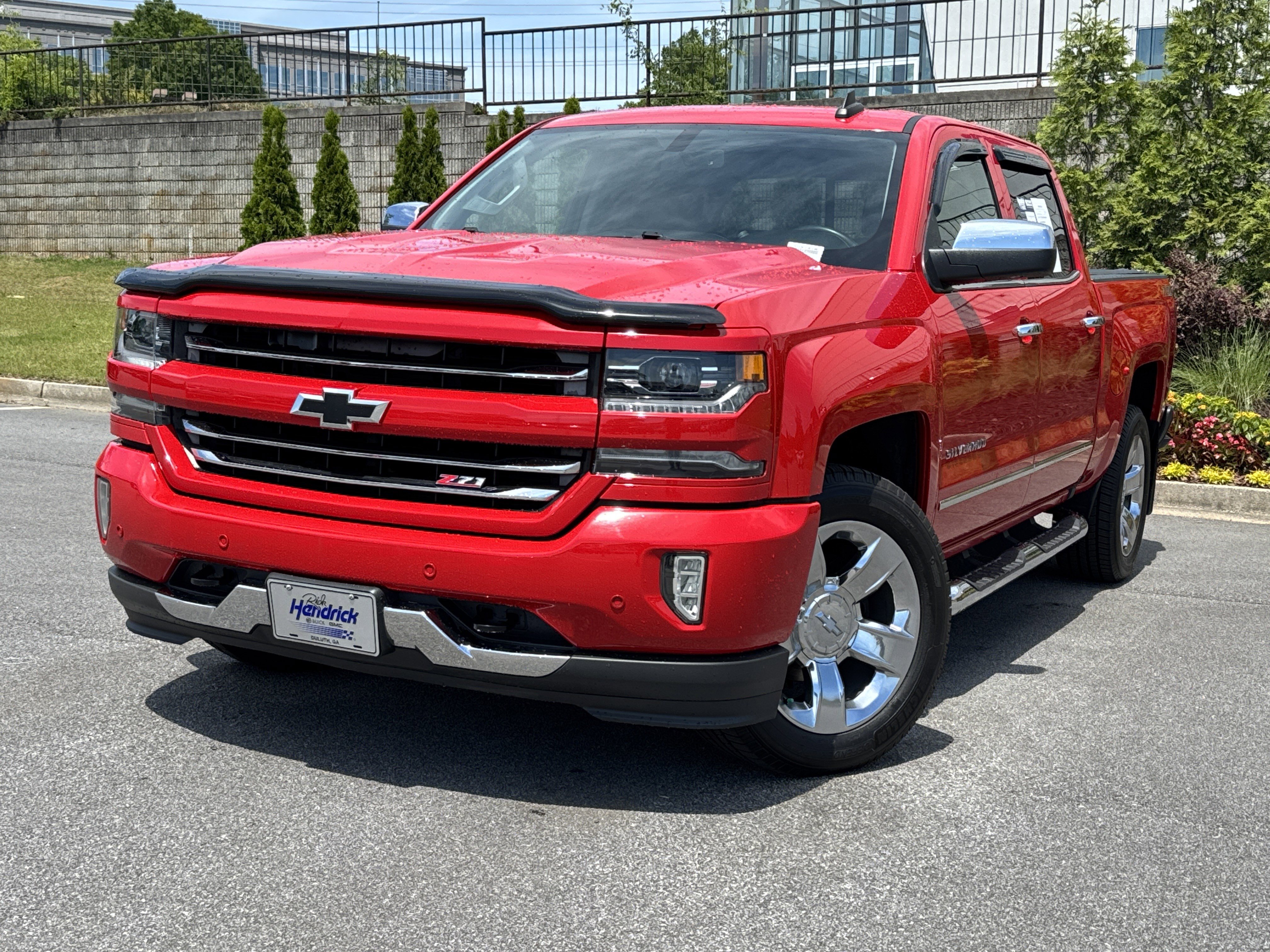 Used 2017 Chevrolet Silverado 1500 LTZ Z71 w/ LTZ Plus Package AWD/4WD image 5