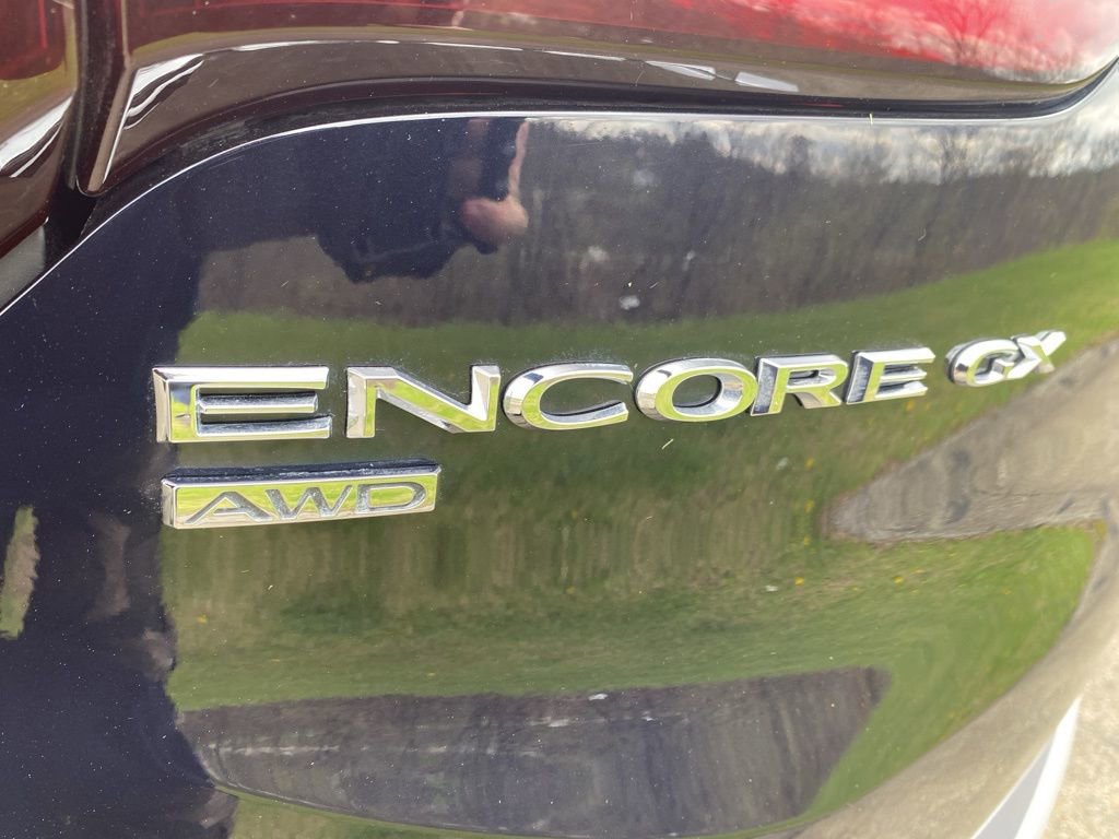 Used 2020 Buick Encore GX Select image 14