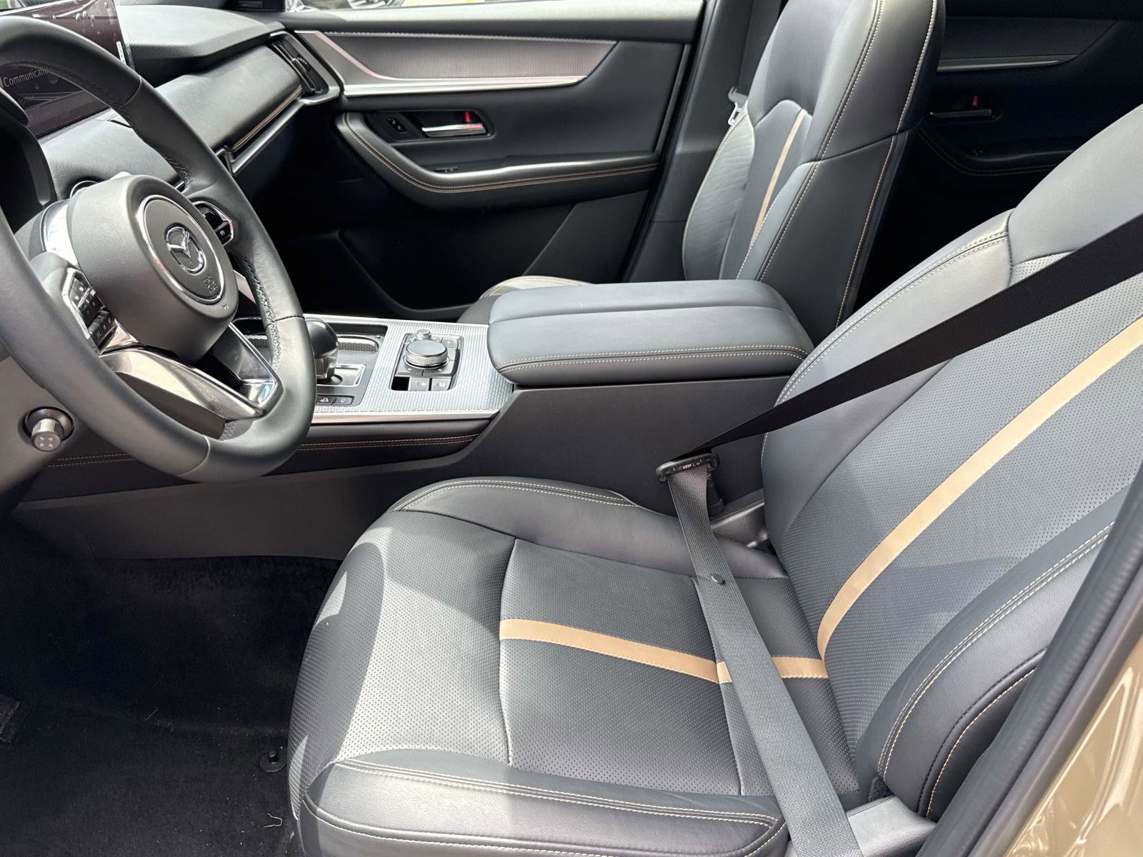 Certified 2025 MAZDA CX-70 3.3 Turbo S w/ Premium Package image 15