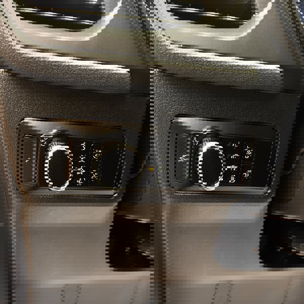 Certified 2023 Ford Escape ST-Line w/ Tech Pack #1 image 26