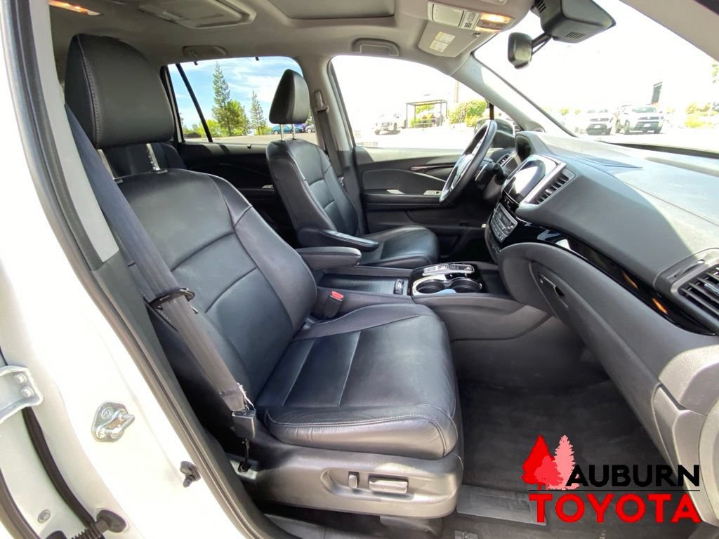 Used 2018 Honda Pilot Touring image 19