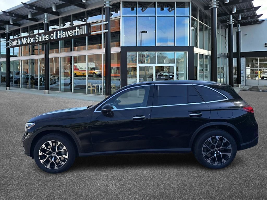 Used 2026 Mercedes-Benz GLC 350e 4MATIC image 4