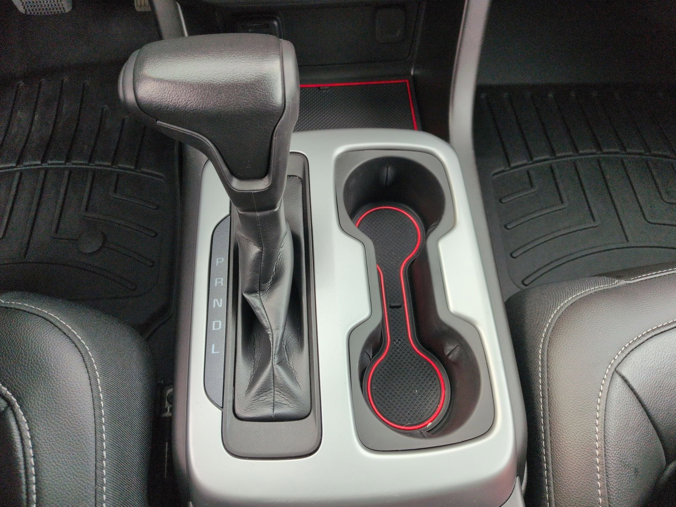 Used 2021 Chevrolet Colorado ZR2 w/ ZR2 Dusk Special Edition image 14