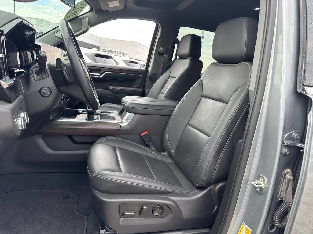 Used 2023 GMC Sierra 1500 SLT w/ SLT Premium Package AWD/4WD image 18