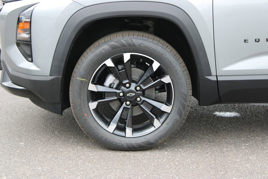 New 2026 Chevrolet Equinox RS FWD image 19