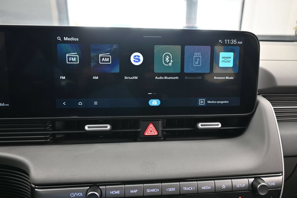 Used 2025 Hyundai Ioniq 5 SEL RWD image 27