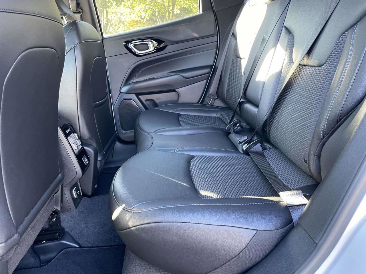 New 2026 Jeep Compass Latitude AWD/4WD image 62
