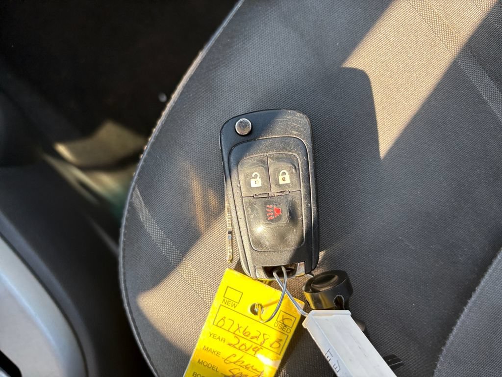 Used 2014 Chevrolet Spark LT FWD image 41