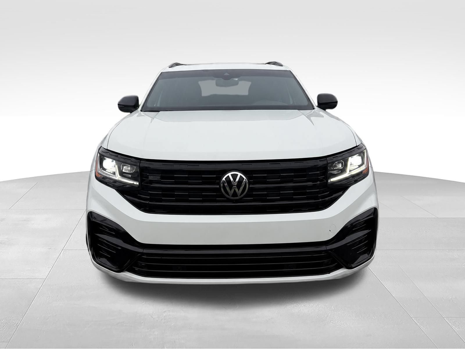 Used 2023 Volkswagen Atlas Cross Sport SEL R-Line AWD/4WD image 1
