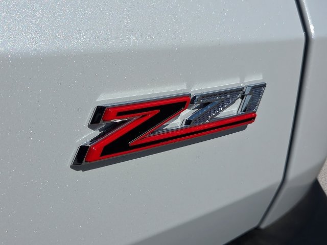 New 2027 Chevrolet Traverse Z71 w/ Enhanced Driving Package AWD/4WD image 10