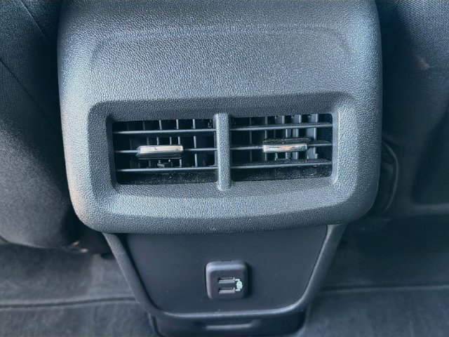 Used 2023 GMC Terrain SLE w/ Driver Convenience Package FWD image 27