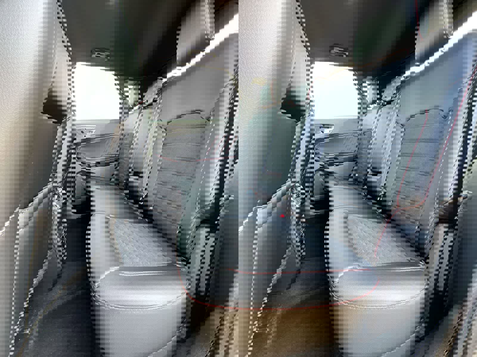 Used 2023 Ford Edge ST-Line AWD/4WD image 18