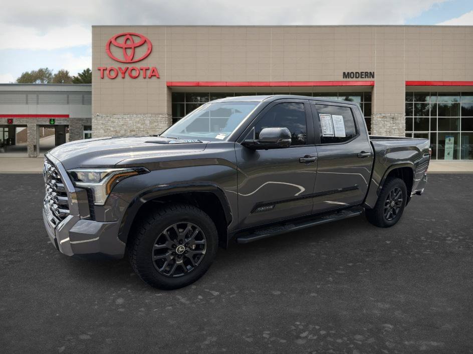 Used 2024 Toyota Tundra Platinum AWD/4WD image 1