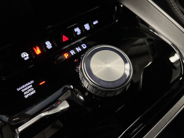 New 2026 Jeep Grand Wagoneer Limited AWD/4WD image 22