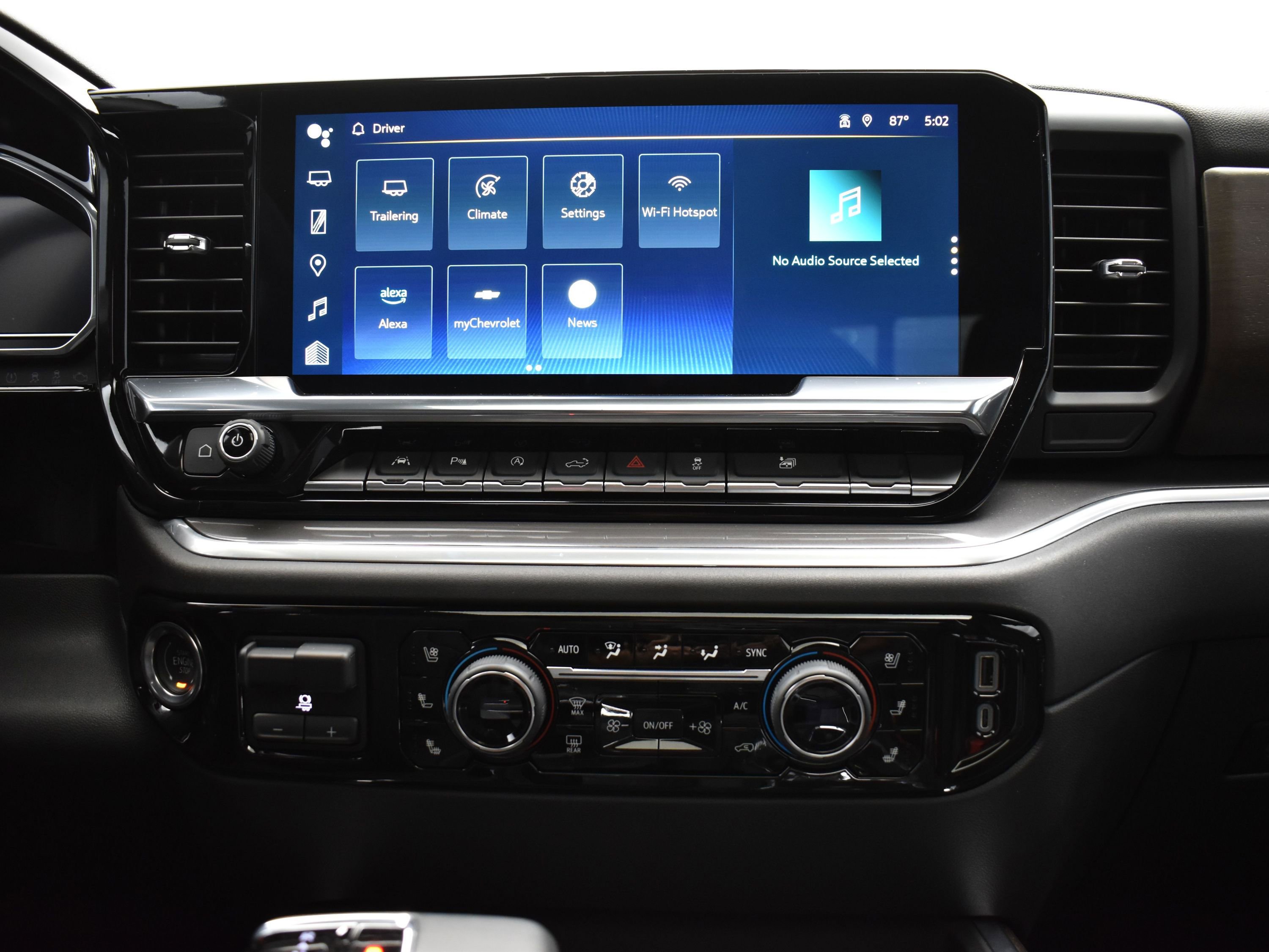 Used 2025 Chevrolet Silverado 1500 High Country image 16