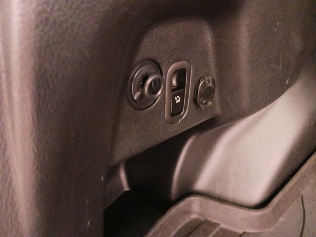 Used 2018 Subaru Forester 2.5i Touring w/ Popular Package #2 image 33