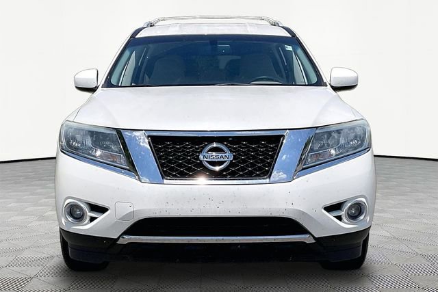 Used 2016 Nissan Pathfinder SV w/ SV Cold Weather Package FWD video 2