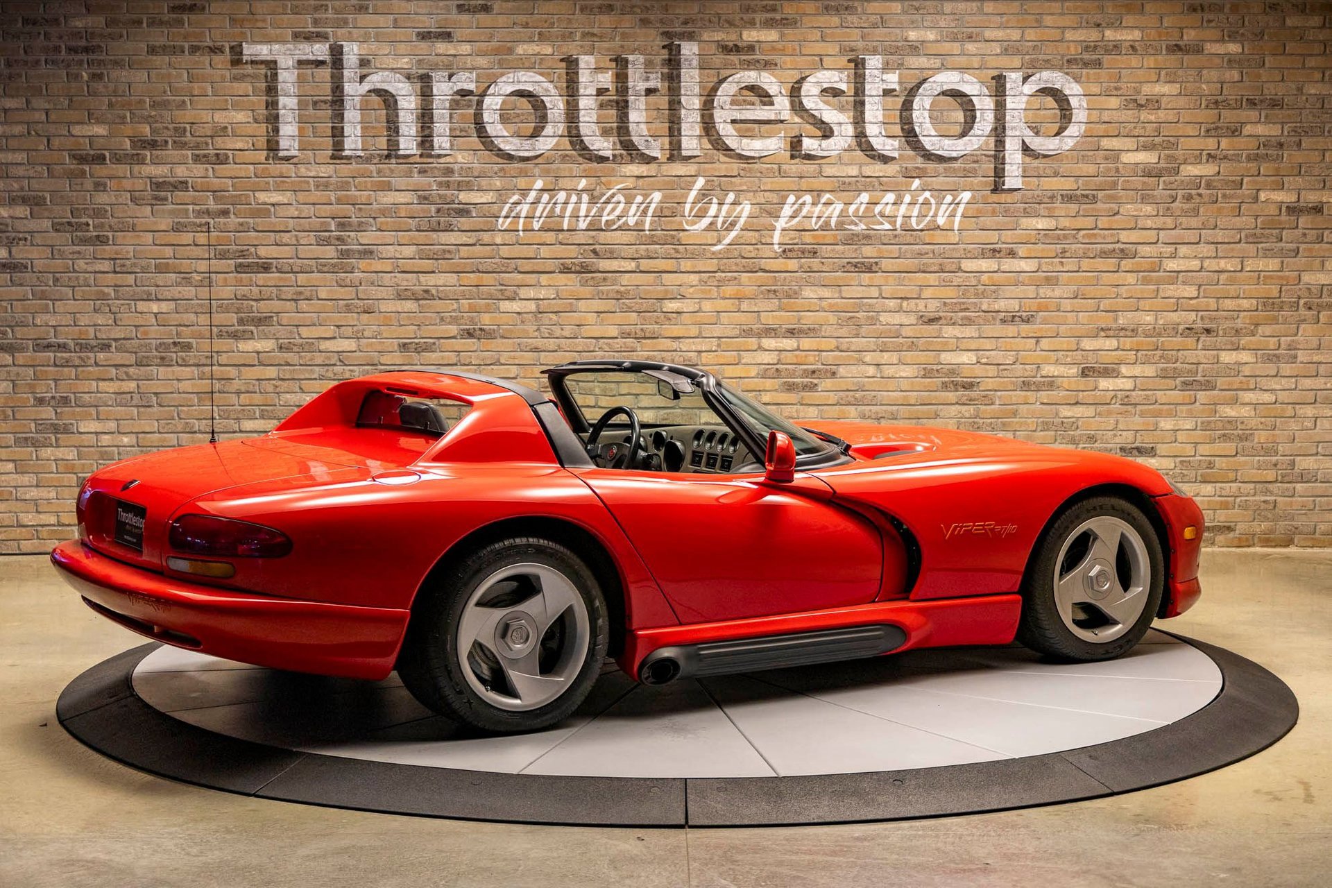 Used 1992 Dodge Viper RT/10 image 6