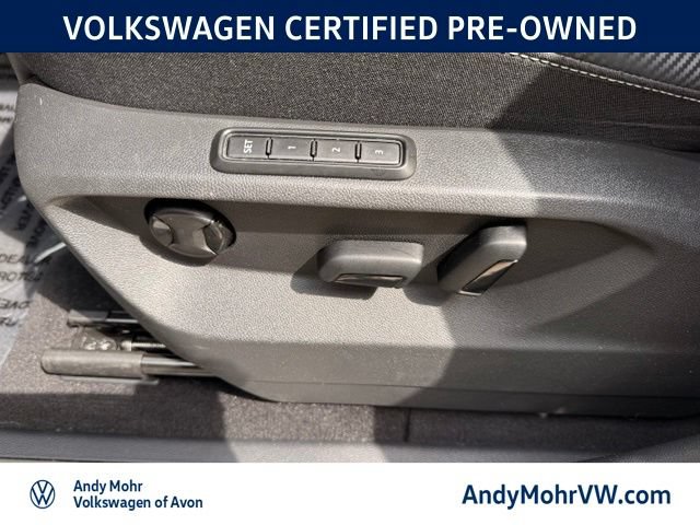 Used 2023 Volkswagen Atlas Cross Sport SEL R-Line AWD/4WD image 14