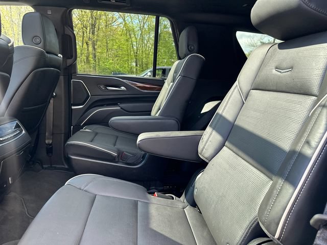 Used 2024 Cadillac Escalade Premium Luxury w/ Touring Package AWD/4WD image 21