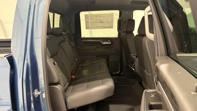 New 2026 Chevrolet Silverado 2500 LTZ w/ LTZ Convenience Package AWD/4WD image 24