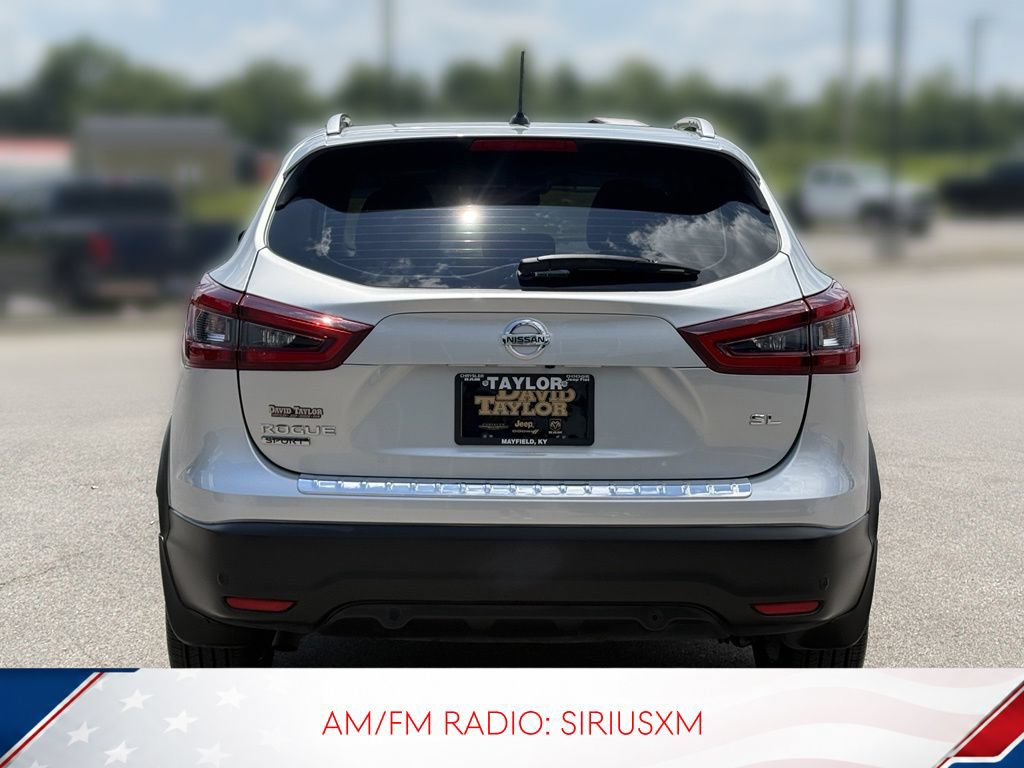 Used 2022 Nissan Rogue Sport SL w/ Premium Package FWD image 5