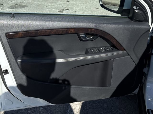 Used 2016 Volvo XC70 T5 Platinum w/ Climate Package image 23