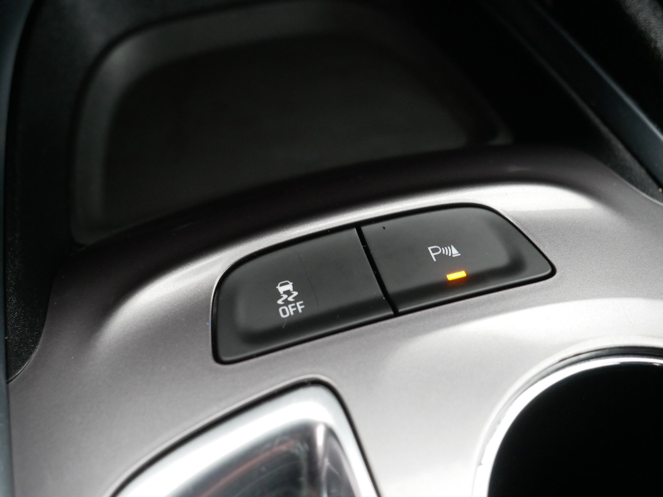 Used 2022 Chevrolet Malibu RS image 32