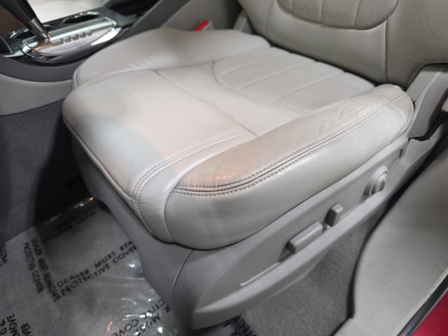 Used 2016 Buick Enclave Premium w/ Experience Buick Package FWD image 27