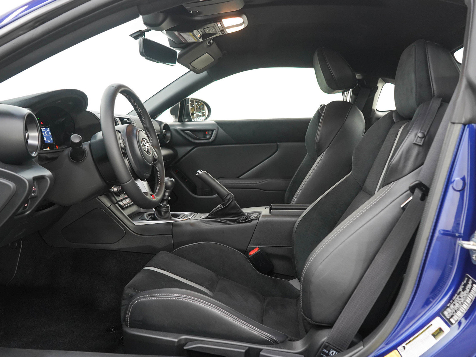 Used 2025 Toyota GR86 Premium w/ ALL Weather Mat Package (TMS) RWD image 15
